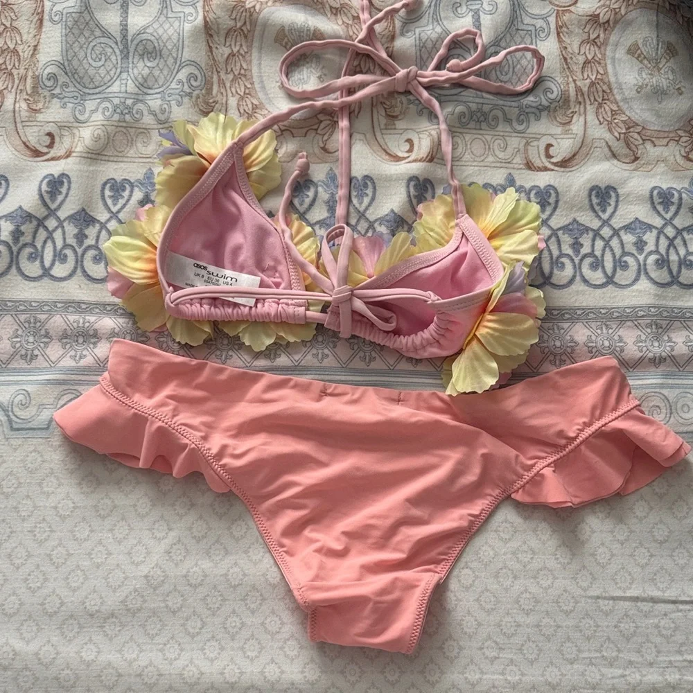 Bikini Set - Picture 4 of 5